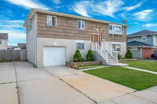 76 Hamilton Ave, Massapequa, NY 11758 - Photo 2