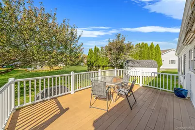 1407 Middle Road #258, Calverton, NY 11933 - Photo 6