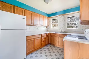 453 Pine Hill Rd, Pleasant Valley, NY 12569 - Photo 12