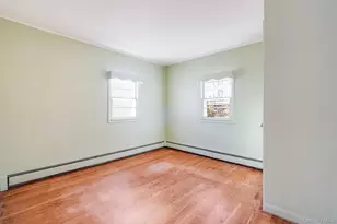 453 Pine Hill Rd, Pleasant Valley, NY 12569 - Photo 10