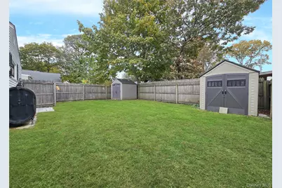 242 Pawnee Street, Ronkonkoma, NY 11779 - Photo 2