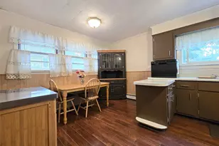 242 Pawnee St, Ronkonkoma, NY 11779 - Photo 12