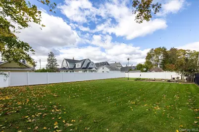 331 Mineola Boulevard, Mineola, NY 11501 - Photo 34