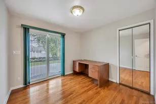 30 Andover Ln, Hicksville, NY 11801 - Photo 12