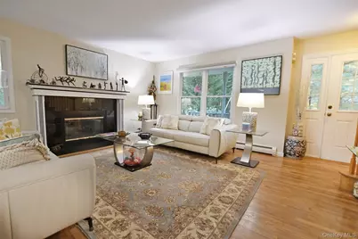 64 Glen Road, Calverton, NY 11933 - Photo 6