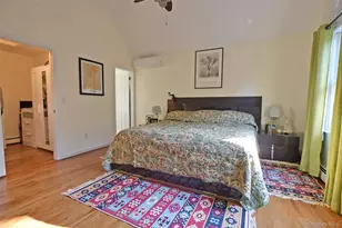 64 Glen Rd, Calverton, NY 11933 - Photo 16