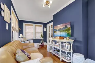 51-27 Browvale Ln, Little Neck, NY 11362 - Photo 10