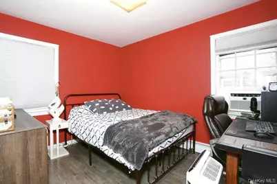 161 McNamara Road, Spring Valley, NY 10977 - Photo 18