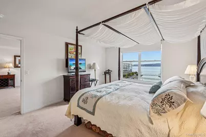 1316 Round Pointe Drive #1316, Haverstraw, NY 10927 - Photo 24