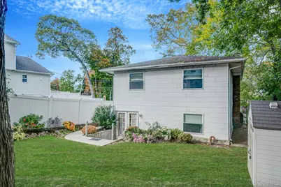 16 Birch Drive, Ronkonkoma, NY 11779 - Photo 6