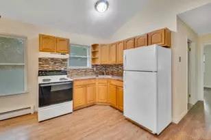 16 Birch Dr, Ronkonkoma, NY 11779 - Photo 14