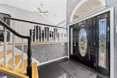 9 Cynthia Lane, East Islip, NY 11730 - Photo 20