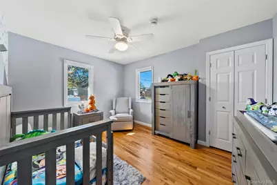 9 Cynthia Lane, East Islip, NY 11730 - Photo 18