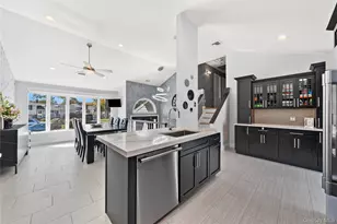 9 Cynthia Ln, East Islip, NY 11730 - Photo 12