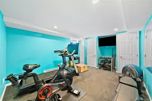 9 Cynthia Ln, East Islip, NY 11730 - Photo 24