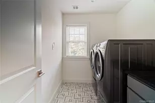 60 Parsnip Pond Rd, Lake Grove, NY 11755 - Photo 20