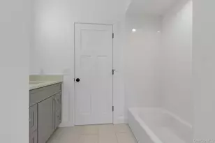 570 Kings Hwy, Valley Cottage, NY 10989 - Photo 22