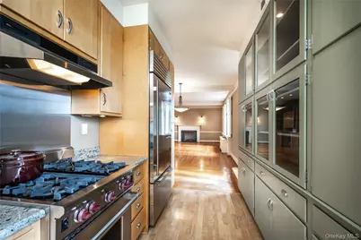 100 W Ardsley Avenue #7KL, Irvington, NY 10533 - Photo 16