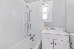 72 Wisner Ave, Newburgh, NY 12550 - Photo 12