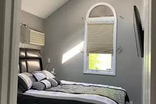 158-09 102 St, Howard Beach, NY 11414 - Photo 18