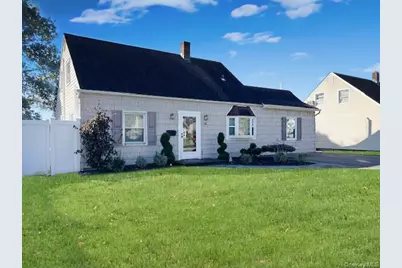 62 Old Farm Road, Levittown, NY 11756 - Photo 1