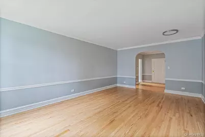 22 Hamilton Place #I1, Garden City, NY 11530 - Photo 10