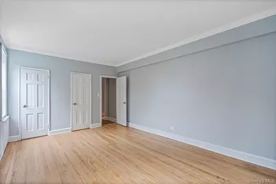 22 Hamilton Place #I1, Garden City, NY 11530 - Photo 12