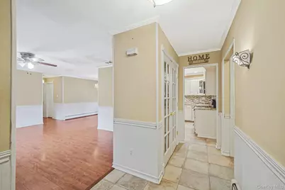 206 Crestwood Drive, Shirley, NY 11967 - Photo 12