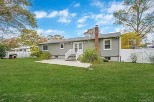 206 Crestwood Dr, Shirley, NY 11967 - Photo 26