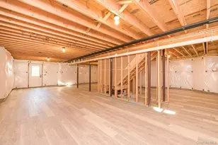 599 Robeson Pl, Medford, NY 11763 - Photo 14