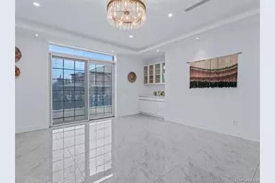 233-12 Bay Street, Douglaston, NY 11363 - Photo 18