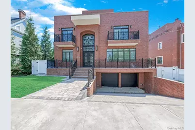 233-12 Bay Street, Douglaston, NY 11363 - Photo 2