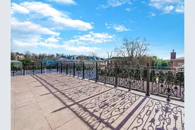 233-12 Bay Street, Douglaston, NY 11363 - Photo 36