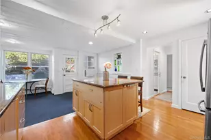 5 Hillside Ave, Roslyn, NY 11576 - Photo 14