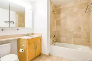 40-28 College Point Blvd, Flushing, NY 11354 - Photo 12
