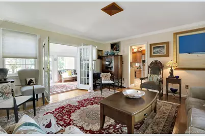 24 Rolling Hill Road, Old Westbury, NY 11568 - Photo 18