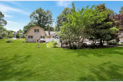 24 Rolling Hill Road, Old Westbury, NY 11568 - Photo 34