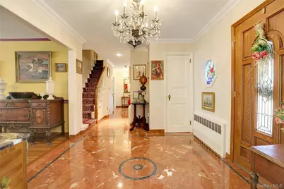 24 Rolling Hill Road, Old Westbury, NY 11568 - Photo 14