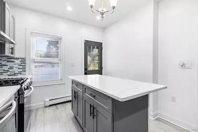 800 Wesley Street, Baldwin, NY 11510 - Photo 8