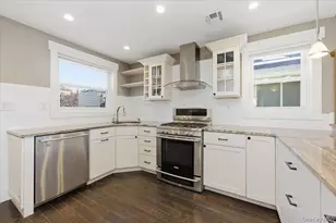 261 W Hudson St, Long Beach, NY 11561 - Photo 10