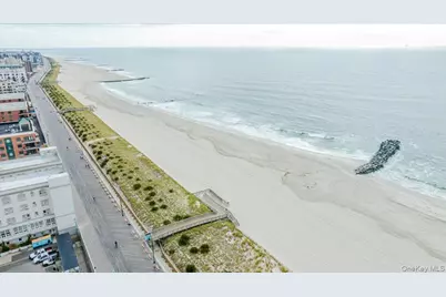 261 W Hudson Street, Long Beach, NY 11561 - Photo 36