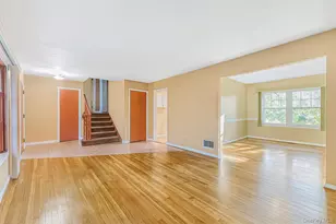 15 Wayne Way, White Plains, NY 10607 - Photo 4