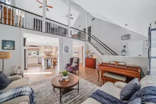 18 Concord Dr, Holtsville, NY 11742 - Photo 12