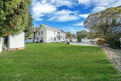 18 Concord Drive, Holtsville, NY 11742 - Photo 44