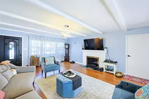 14 Cedar St, Greenvale, NY 11548 - Photo 2