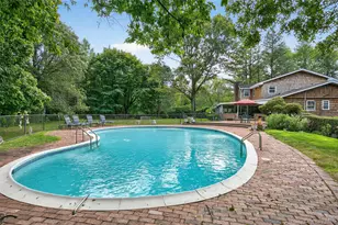 300 Circle Rd, Muttontown, NY 11791 - Photo 34