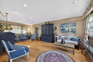 300 Circle Rd, Muttontown, NY 11791 - Photo 4