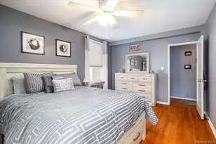 194 Smith St, Freeport, NY 11520 - Photo 14