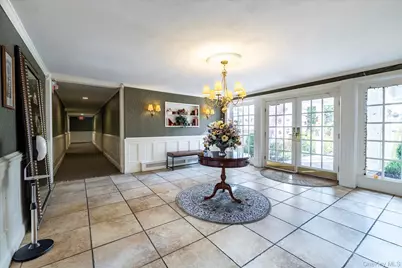 194 Smith Street #1B, Freeport, NY 11520 - Photo 4