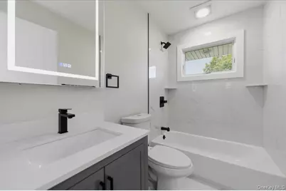 7 Hoover Lane, Bethpage, NY 11714 - Photo 20